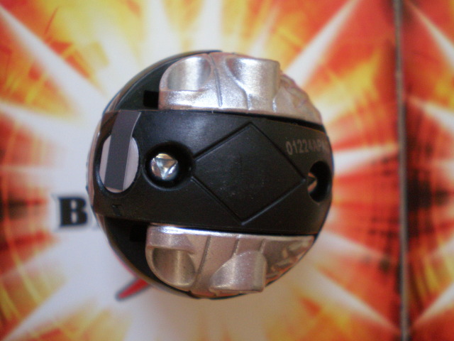 File:Darkus Alpha Hydranoid Evolutions closed bottom.jpg