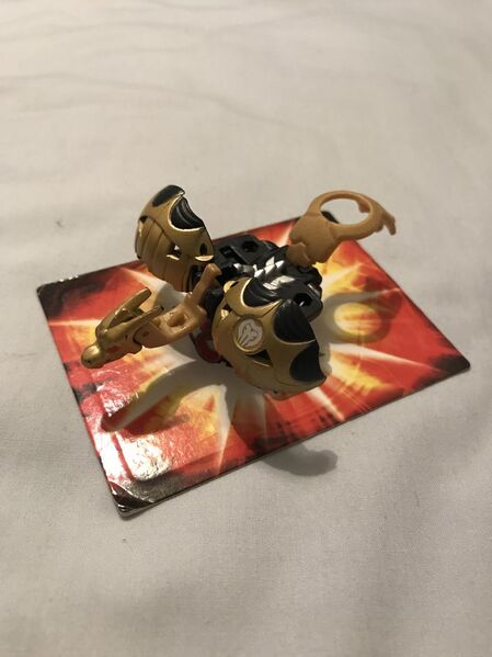 File:BakuGold Darkus Kodokor 950G.jpg