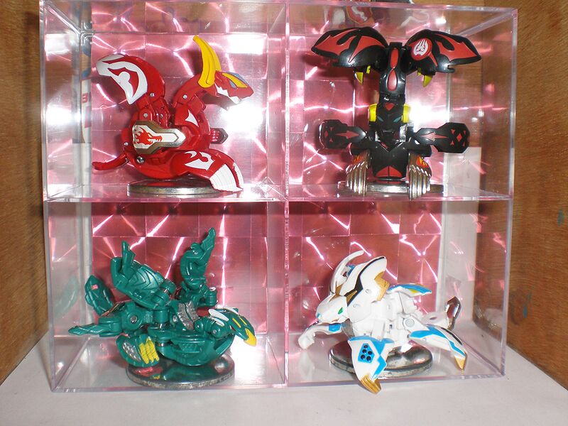File:BakuTech Acrylic Display.jpg