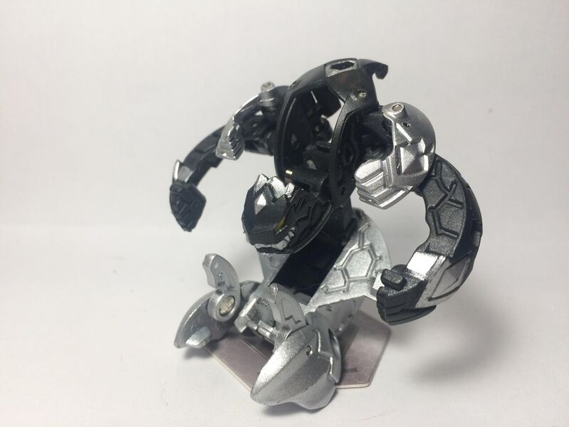 File:Darkus Vertexx (open).jpg