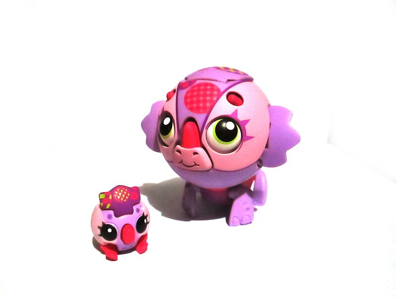 File:KeithStrife Zoobles MZ Trix Trax.jpg