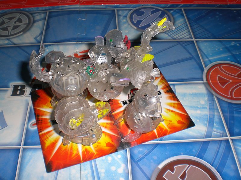 File:BakuCrystal MHelios.jpg