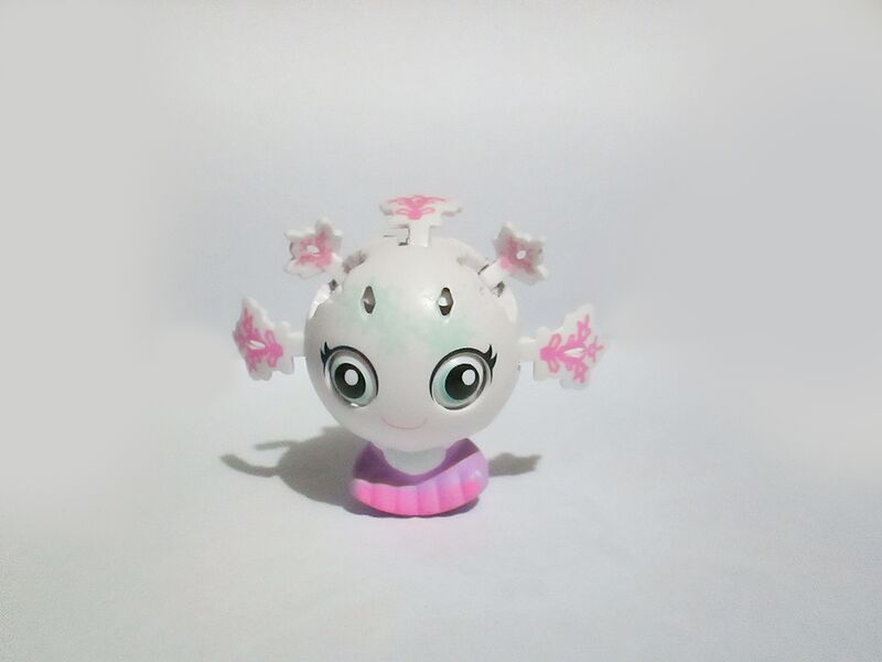 File:KeithStrife Zoobles Coolia.jpg