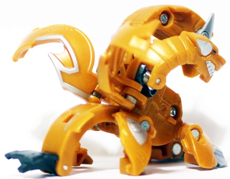 File:Aurelus Howlkor complete open back.jpg