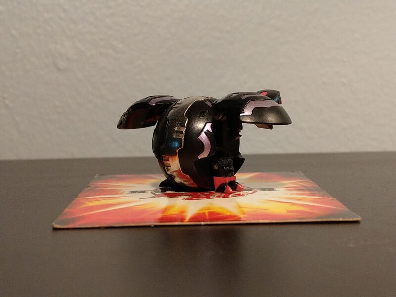 File:B1 Dual Hydranoid Darkus BR.jpg