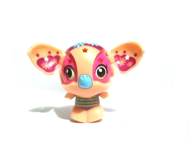 File:KeithStrife Zoobles Fangles.jpg