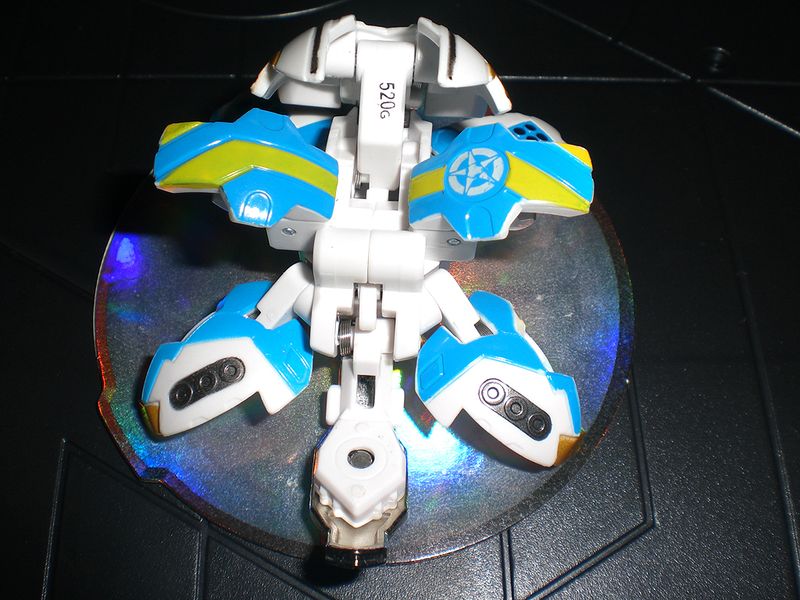 File:Kilan Leoness Back.jpg