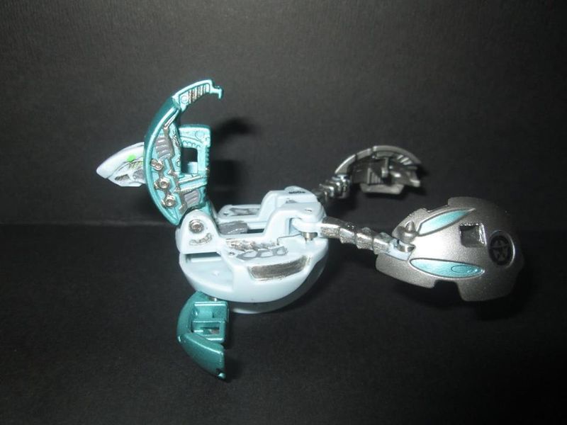 File:Ryukou BakuBlaster Triggerdon 03.jpg