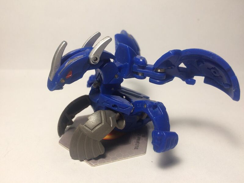 File:Aquos Fusion Dragonoid 860 20a40.jpg