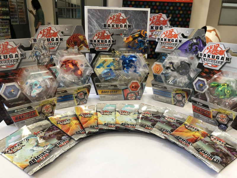 File:New Bakugan in packaging at Event.png
